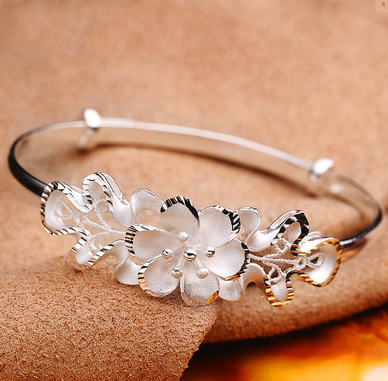 Flower Vera Bracelet