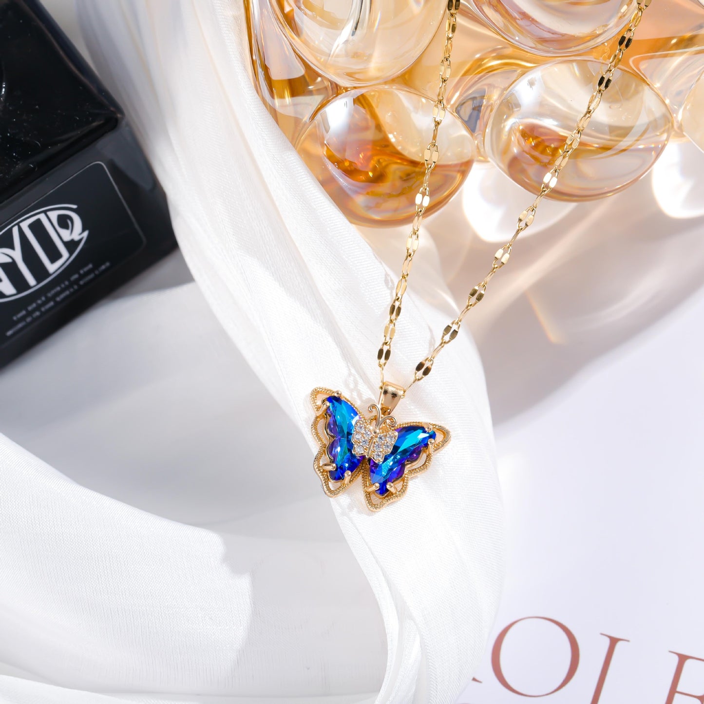 Necklace Female Micro Inlaid Zircon Butterfly Fashion Simple Clavicle Chain