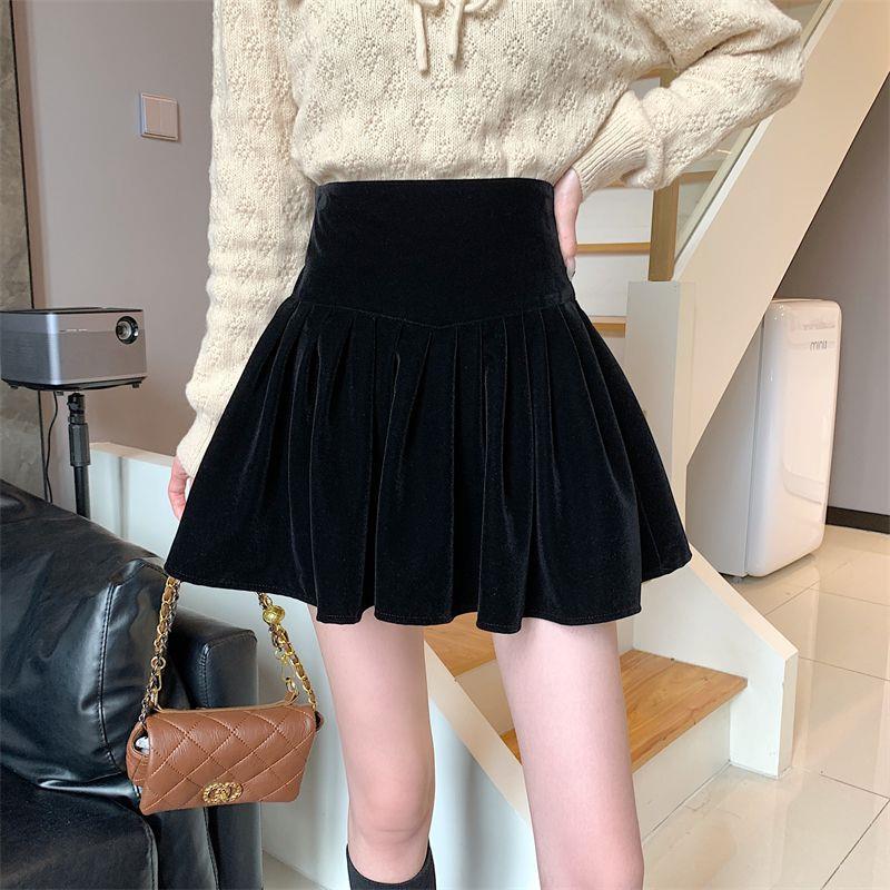 Women's Fashion Small Velvet Skirt