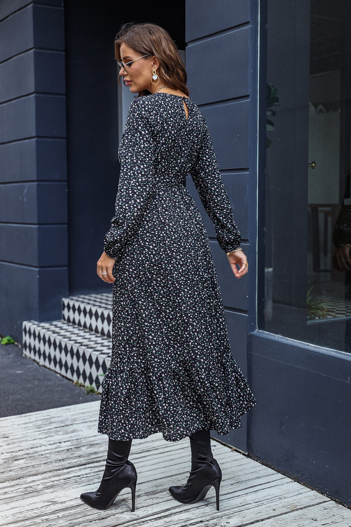 Women's Floral Commuter Round Neck Tied Dress