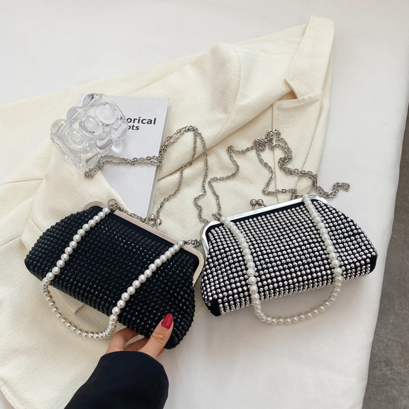 Fashion Personality And Creativity All-match Clipped Button Chain Crossbody Dinner Diamond Bag