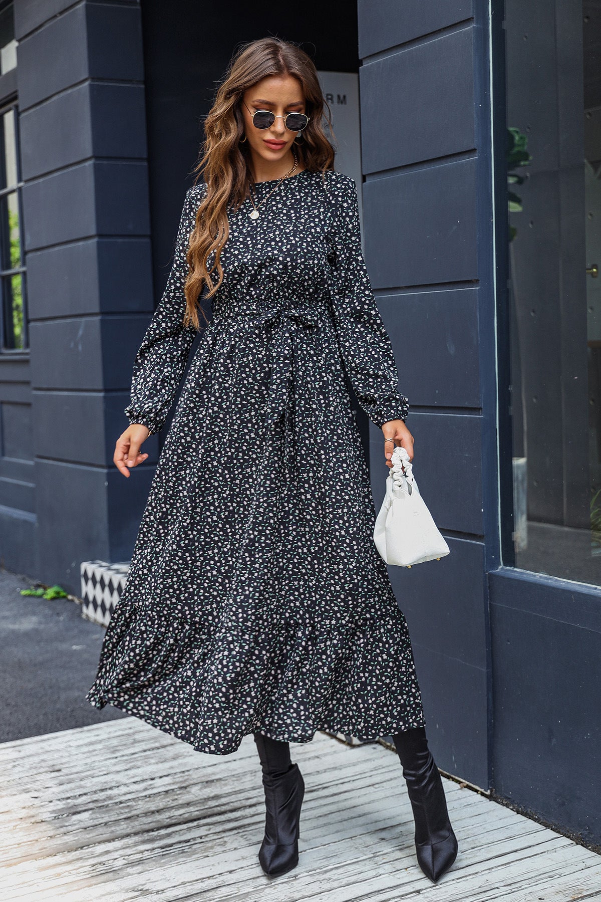 Women's Floral Commuter Round Neck Tied Dress