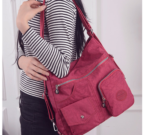 Waterproof Bylon Cloth Crossbody Bag